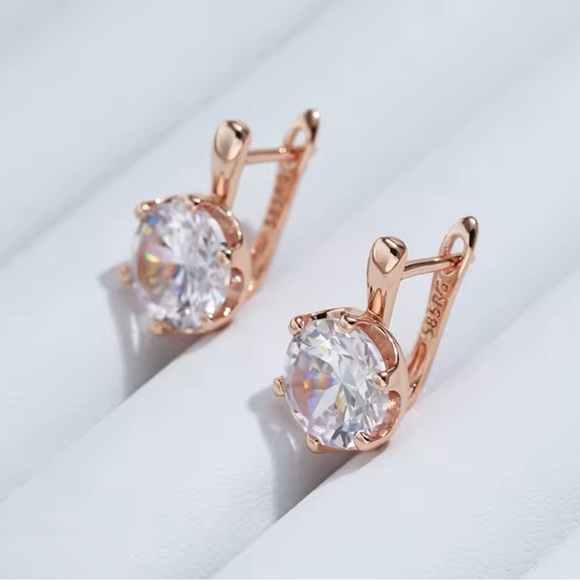 585 Rose Gold Color English Earrings for Women Simple Shiny Big Zircon Earrings - Picture 5 of 5